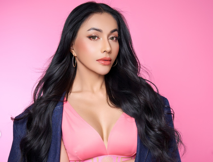 Kasus Hukum Penyanyi Dangdut Denada yang Digugat oleh Anak Kandungnya