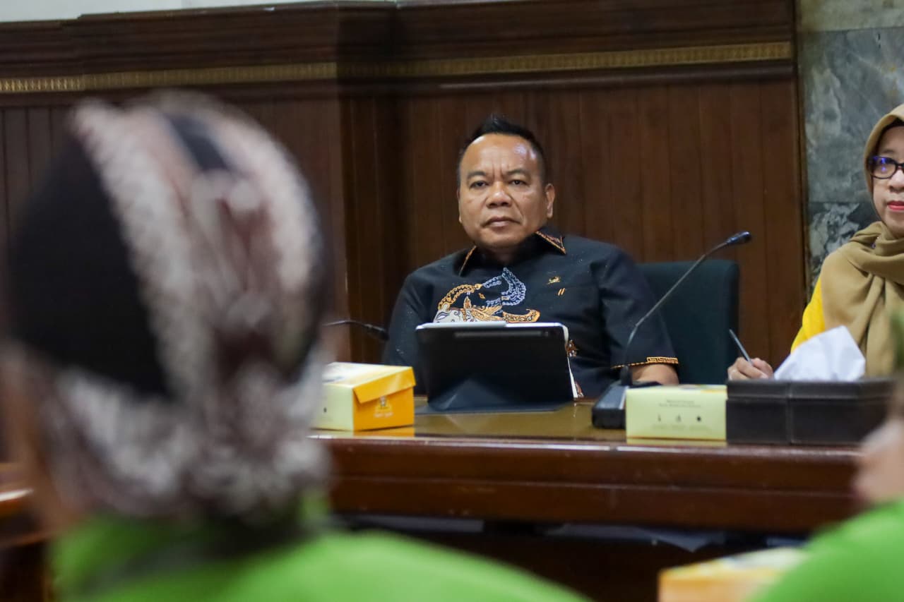 DPRD Surabaya Angkat Bicara Soal Isu Ormas  dan Satgas Anti Premanisme