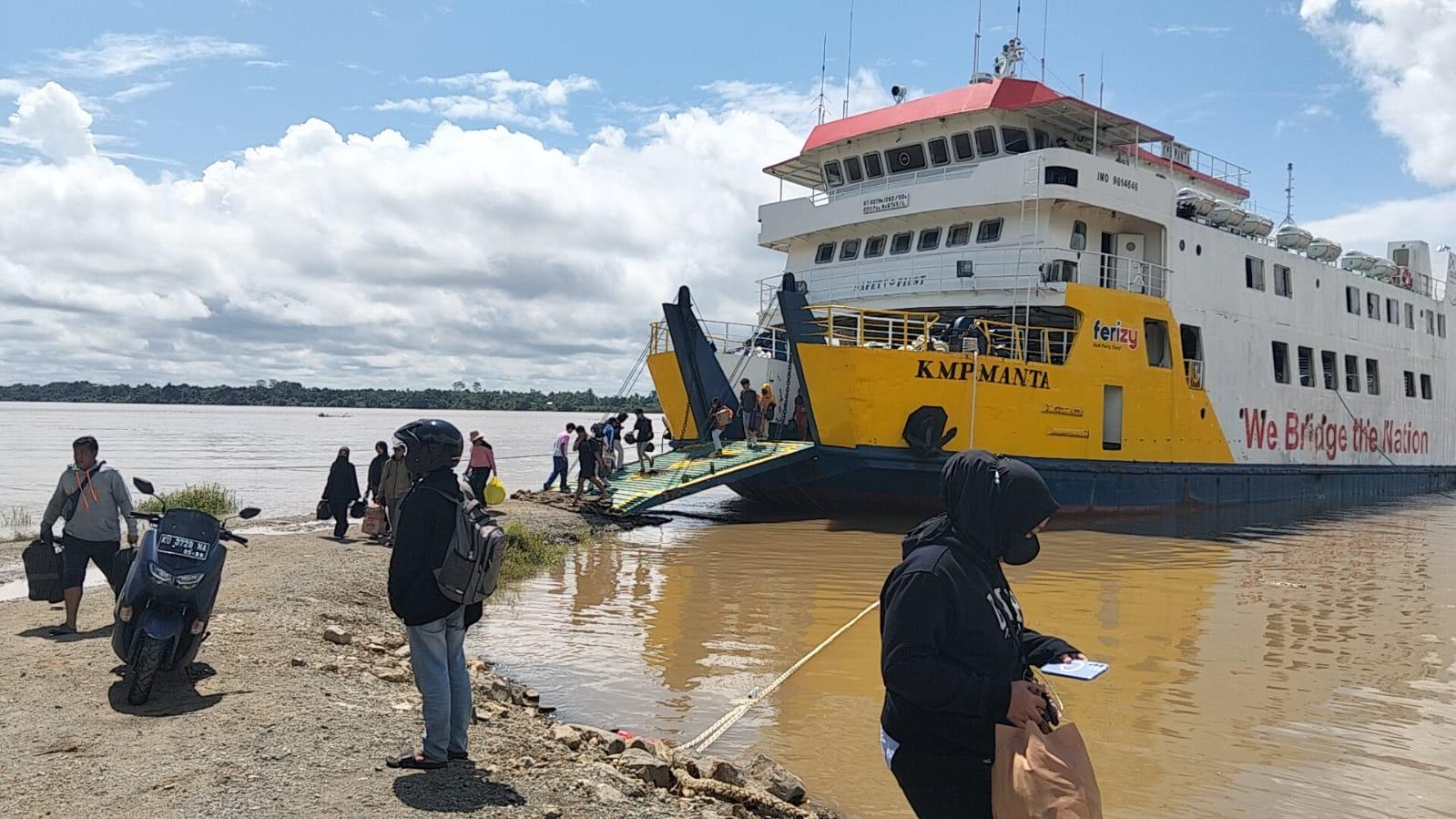 Jadwal dan Informasi Penting Kapal Feri KMP Manta Rute Tana Tidung-Tarakan