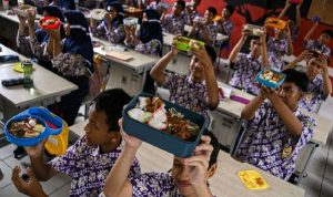 Perluasan Program MBG Menjadi Fokus Utama Pemerintah: BGN Mulai Operasikan 19.188 SPPG Tahun 2026, 55 Juta Penerima Perluasan Program MBG Menjadi Fokus Utama Pemerintah: BGN Mulai Operasikan 19.188 SPPG Tahun 2026, 55 Juta Penerima