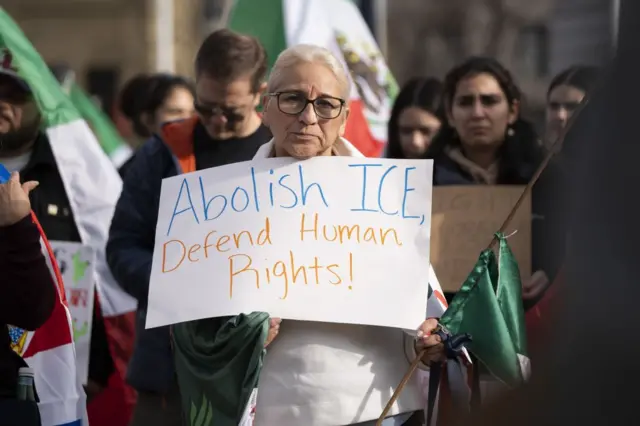 Insiden Penembakan Renee Nicole, Krisis Kekuasaan di Minneapolis: Penembakan yang Memicu Protes Luas