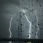 Prakiraan Cuaca Surabaya: Gerimis Mengguyur Beberapa Wilayah Pagi hingga Malam