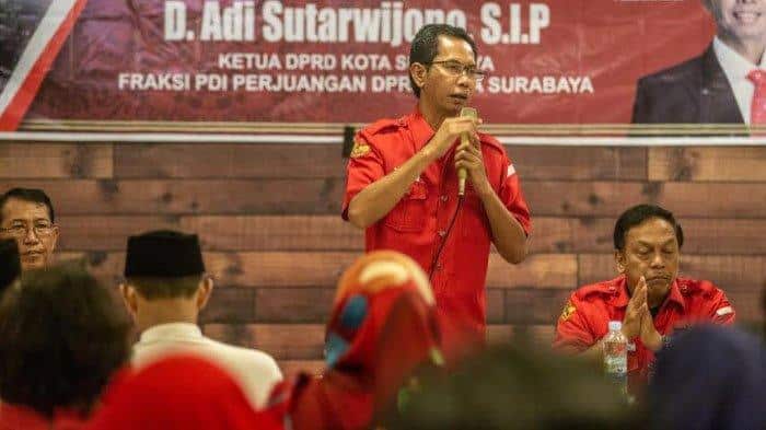 Warga Gununganyar Berziarah ke Wali Limo Bersama Wakil Ketua DPRD Surabaya
