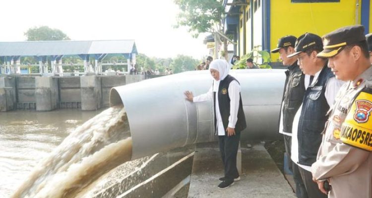 Pemkab Lamongan Percepat Penanganan Banjir dengan Optimalkan Penggunaan Pompa Air