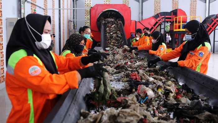 DPRD Surabaya Apresiasi Inovasi Pengelolaan Sampah: TPS RDF sebagai Solusi Berkelanjutan