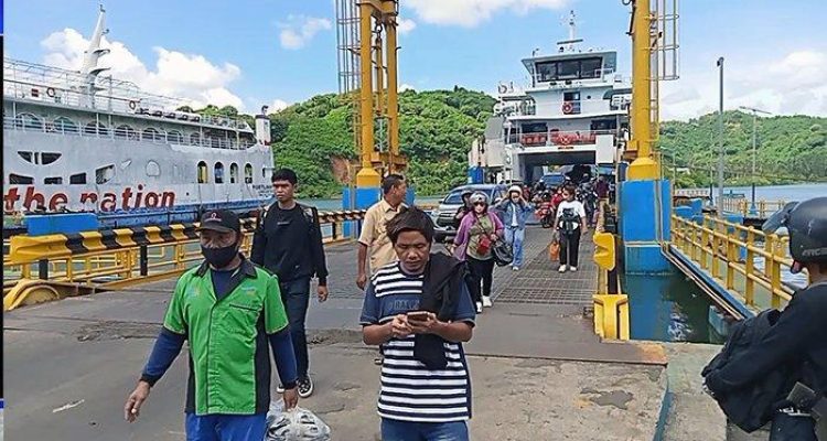Jadwal dan Harga Tiket Kapal Feri Lintas Lombok-Bali pada 12 Januari 2026 Jadwal dan Harga Tiket Kapal Feri Lintas Lombok-Bali pada 12 Januari 2026