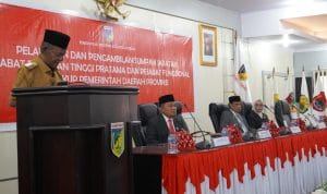 Dua Anggota DPRD Sulteng Ditegur karena Jarang Hadiri Paripurna Dua Anggota DPRD Sulteng Ditegur karena Jarang Hadiri Paripurna