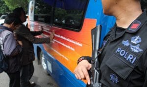 Tukar Uang Lebaran: Tradisi yang Menggerakkan Ekonomi dan Mempertahankan Budaya