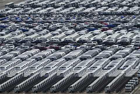 Pajak Kendaraan Singapura Capai 11 M, Lebih Besar dari PDB Fiji