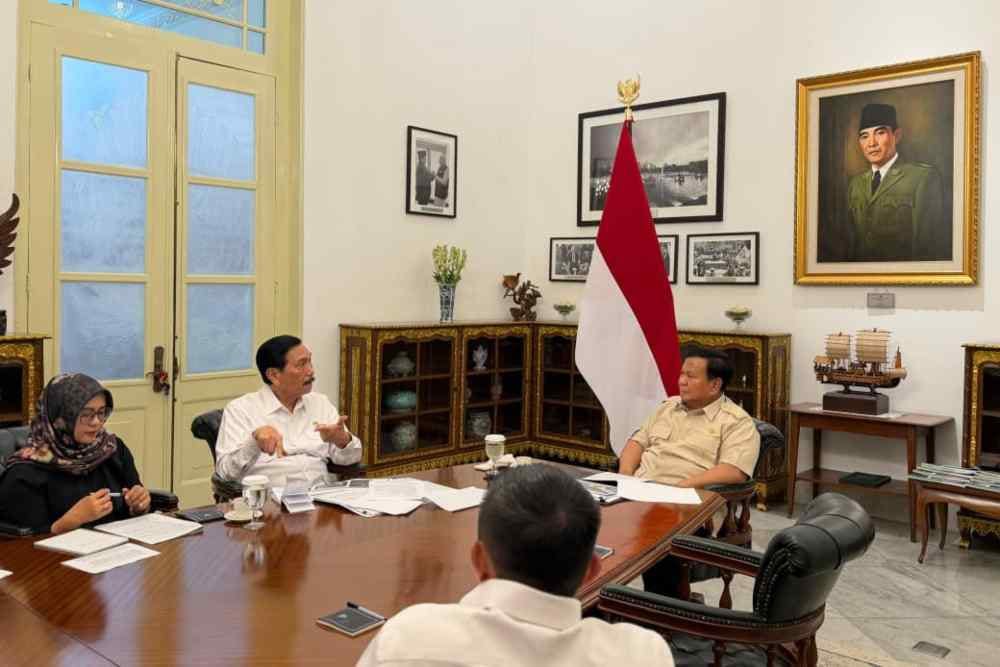 Luhut Peran Pemimpin Muda dalam Reformasi Pasar Modal