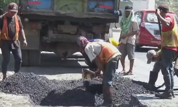 Kondisi Jalan Nasional di Jombang yang Mengkhawatirkan