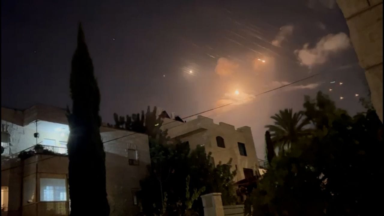 Israel Memicu Kekacauan Akibat Serangan Rudal Iran