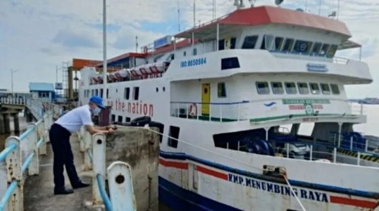 Api Sumara Pelabuhan Tanjung Api-api: Pintu Utama Penghubung Sumatra dan Bangka ...