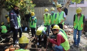 Program Sertifikasi Tukang Bangunan Gedung Pemkot Surabaya: Peluang untuk Tenaga Kerja Lokal