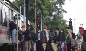 Persiapan Angkutan Lebaran 2026: KAI Daop 8 Surabaya Catat Tersisa 130 Ribu Kursi Persiapan Angkutan Lebaran 2026: KAI Daop 8 Surabaya Catat Tersisa 130 Ribu Kursi